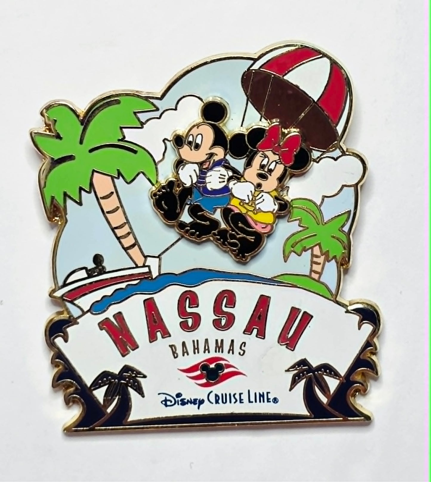 Disney Cruise Line - Mickey and Minnie Mouse parasailing