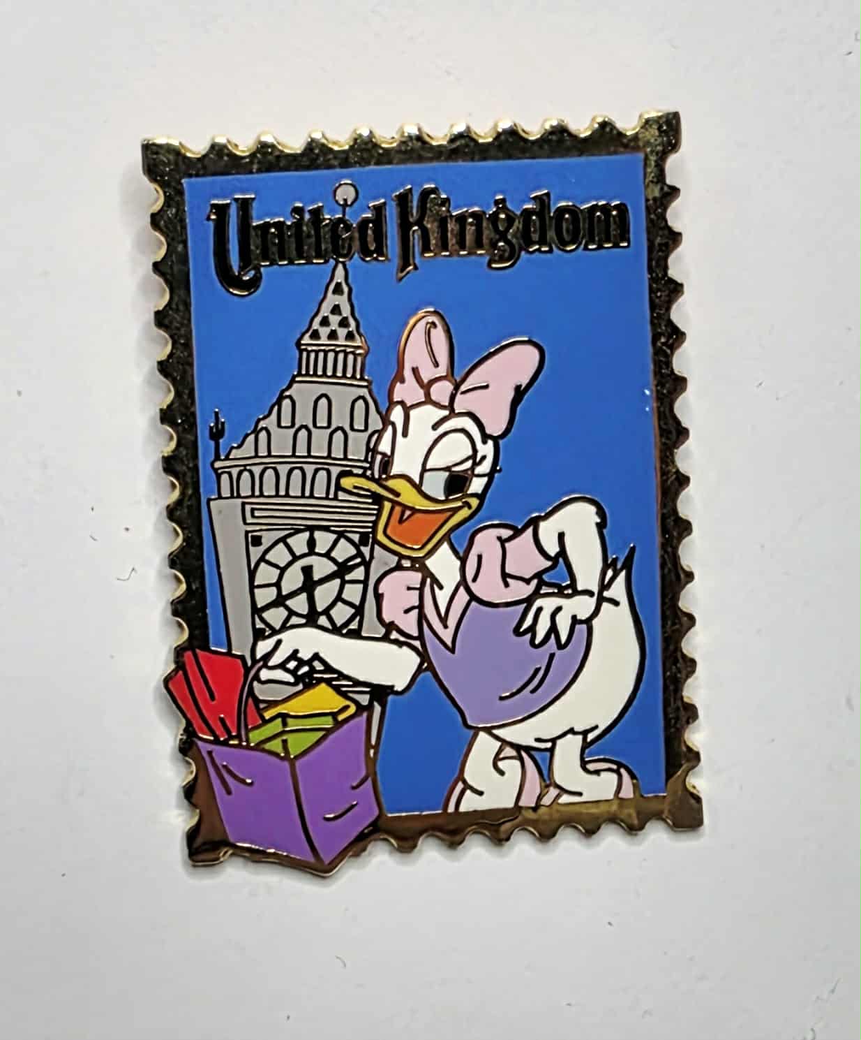 Daisy Duck - Shopping - United Kingdom