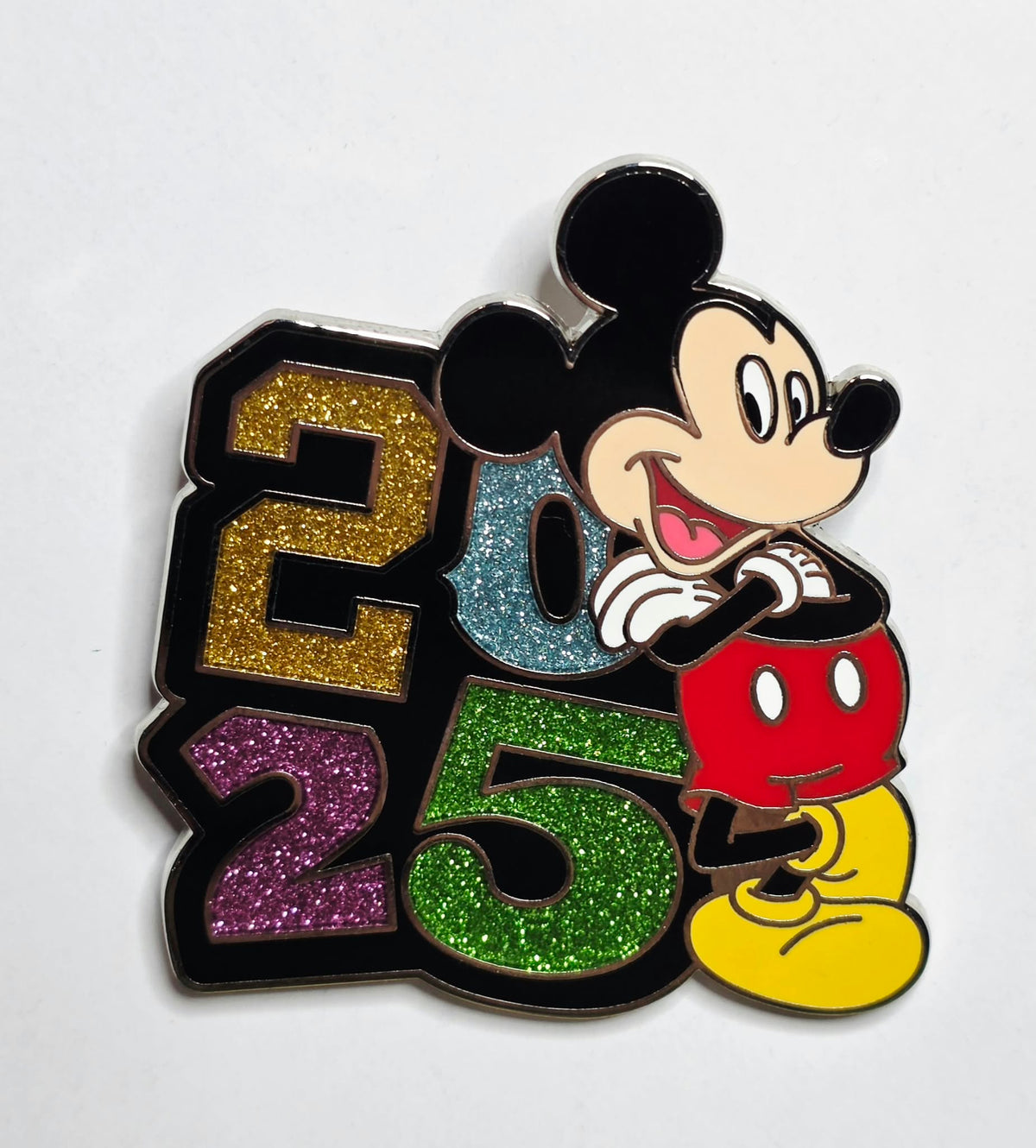 Mickey Leaning Logo pin from the 2025 Dated Year