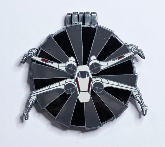 Star Wars - Weekends 2015 Annual Passholder Luke Skywalker