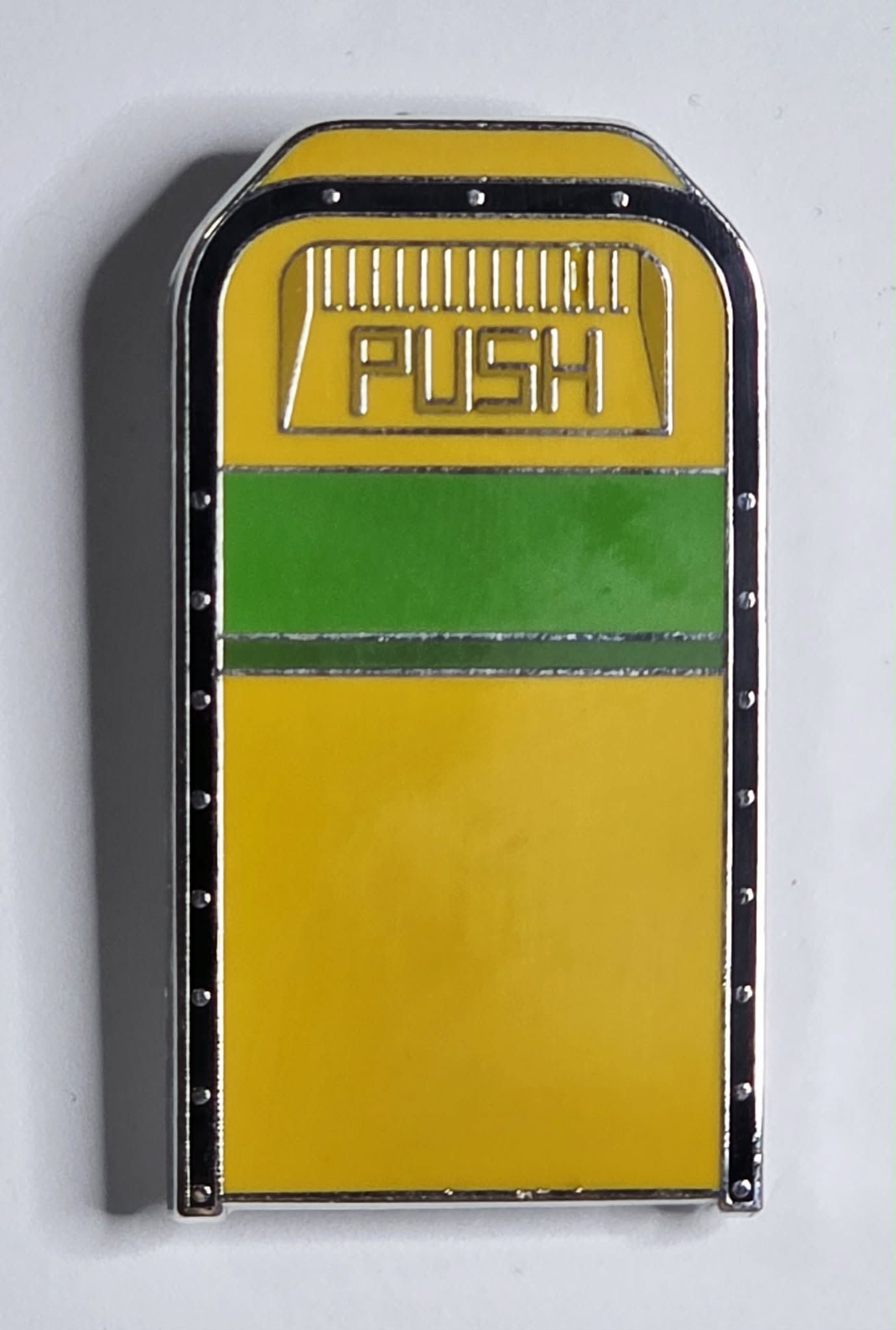 Pluto - Character Trash Bins Mystery Pin