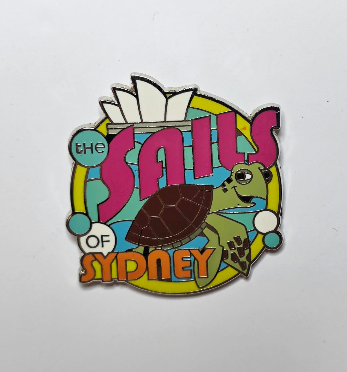 Finding Nemo - "The Sails of Sydney - Crush"