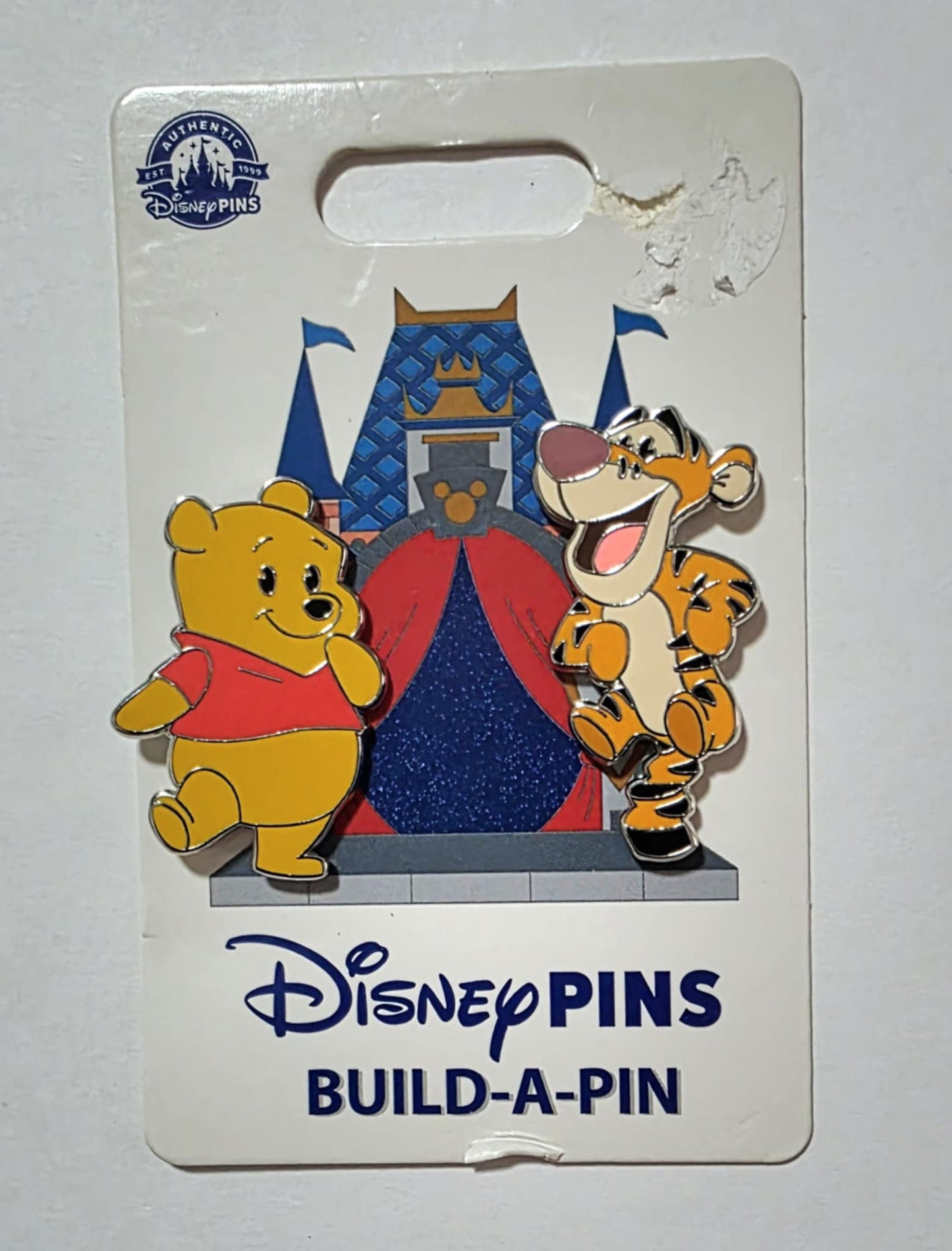 Winnie the Pooh - Tigger and Pooh Build a pin