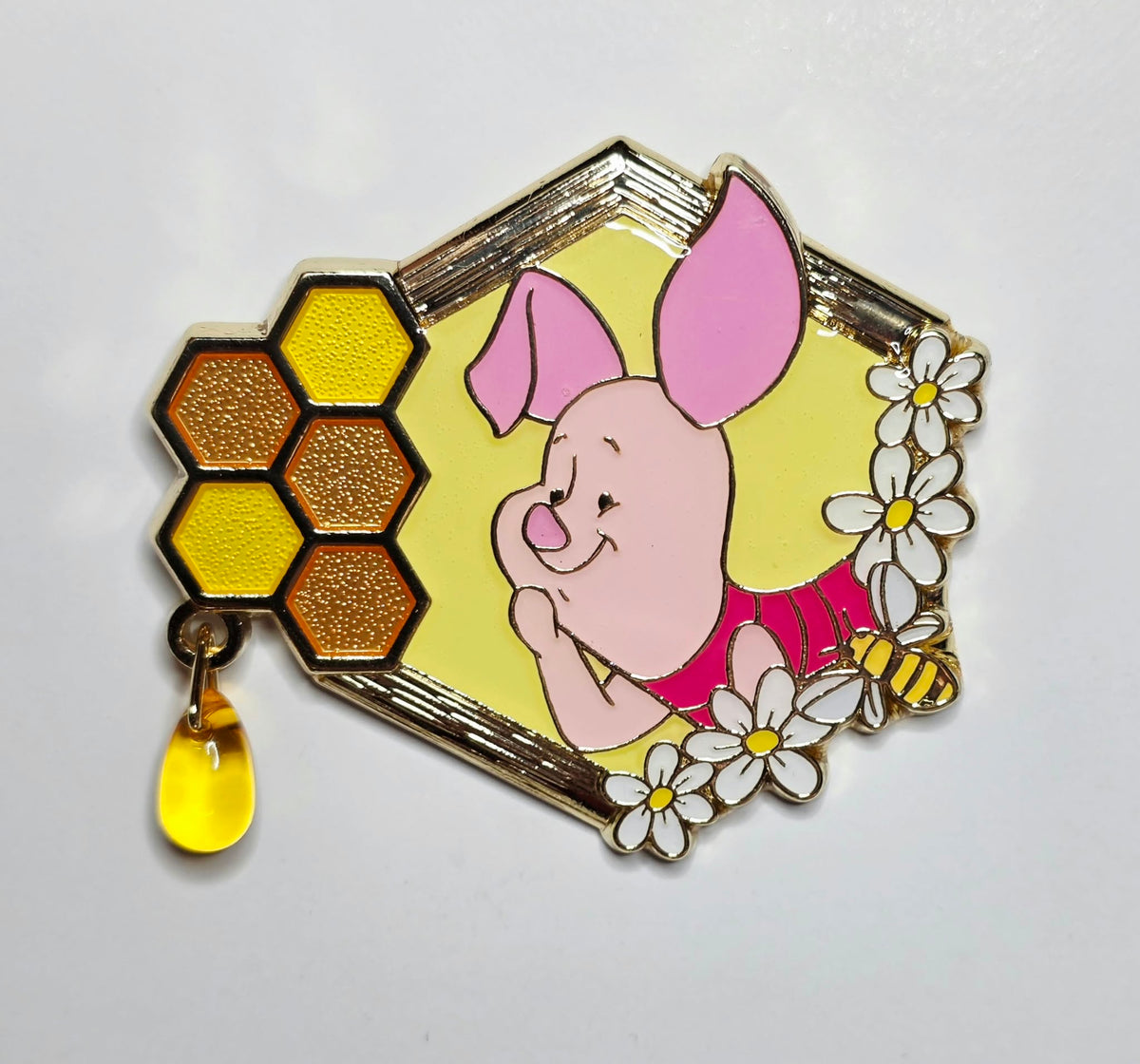 Winnie the Pooh - Piglet Honeycomb Dangle Pin - Tokyo