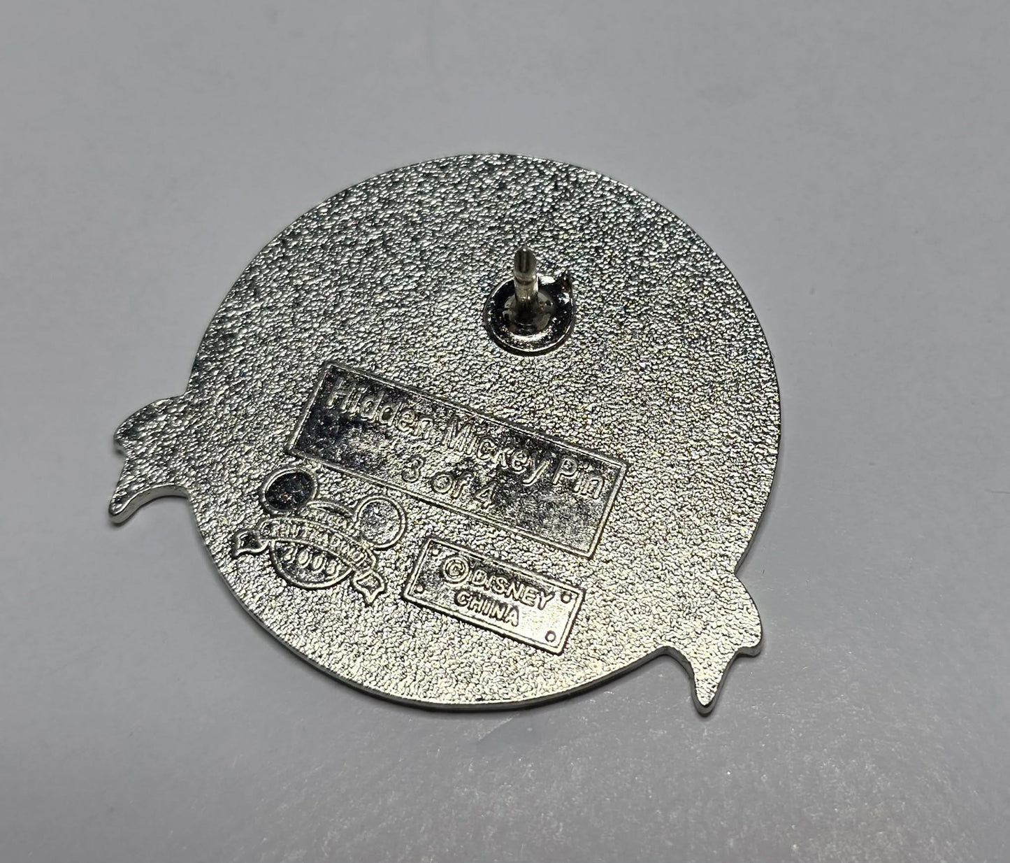 "Pin Trading Around the World" - Mickey Mouse