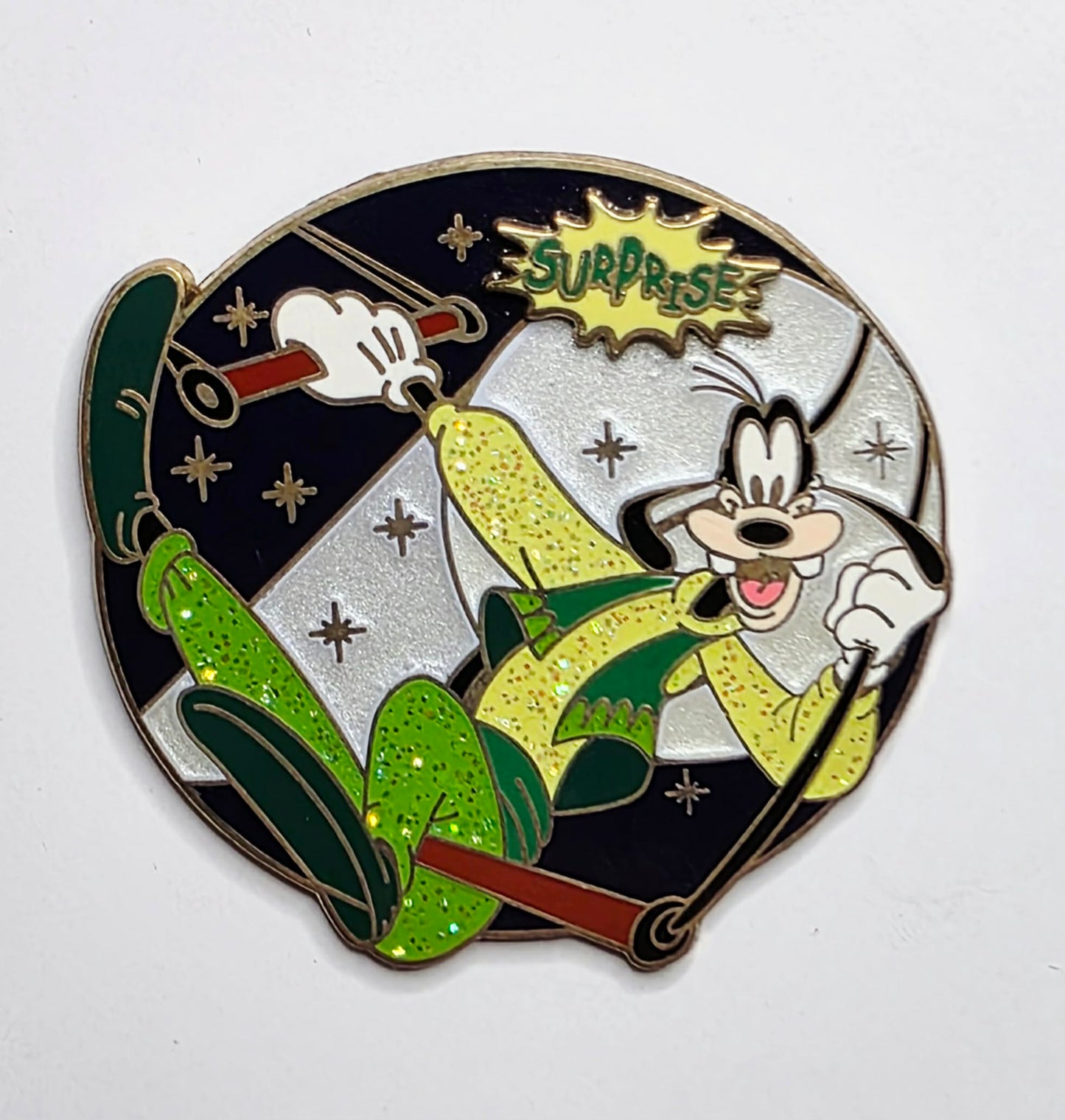 Goofy - "Surprise Pin" from a 2006 Walt Disney World Circus