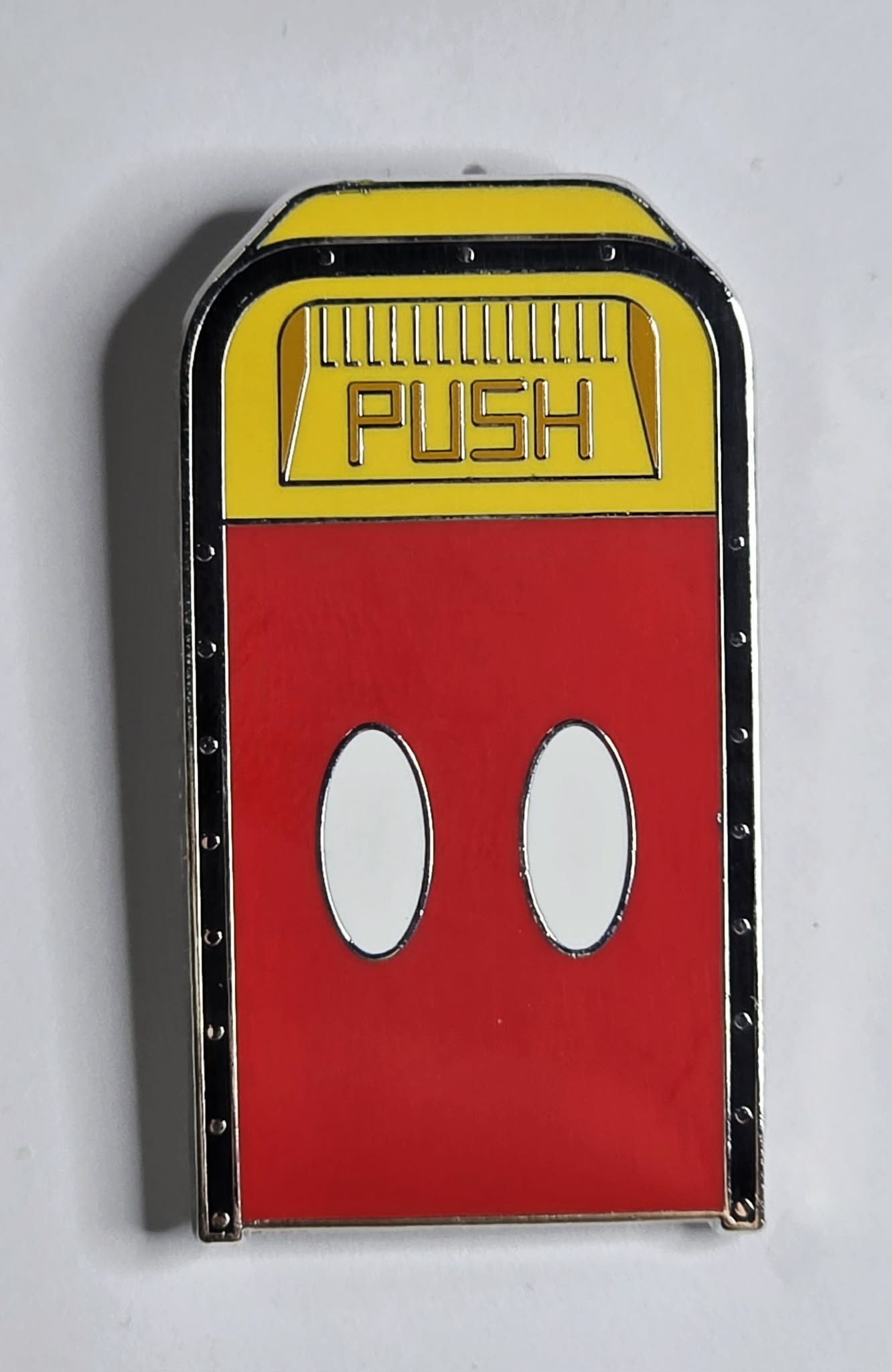 Mickey - Character Trash Bins Mystery Pin
