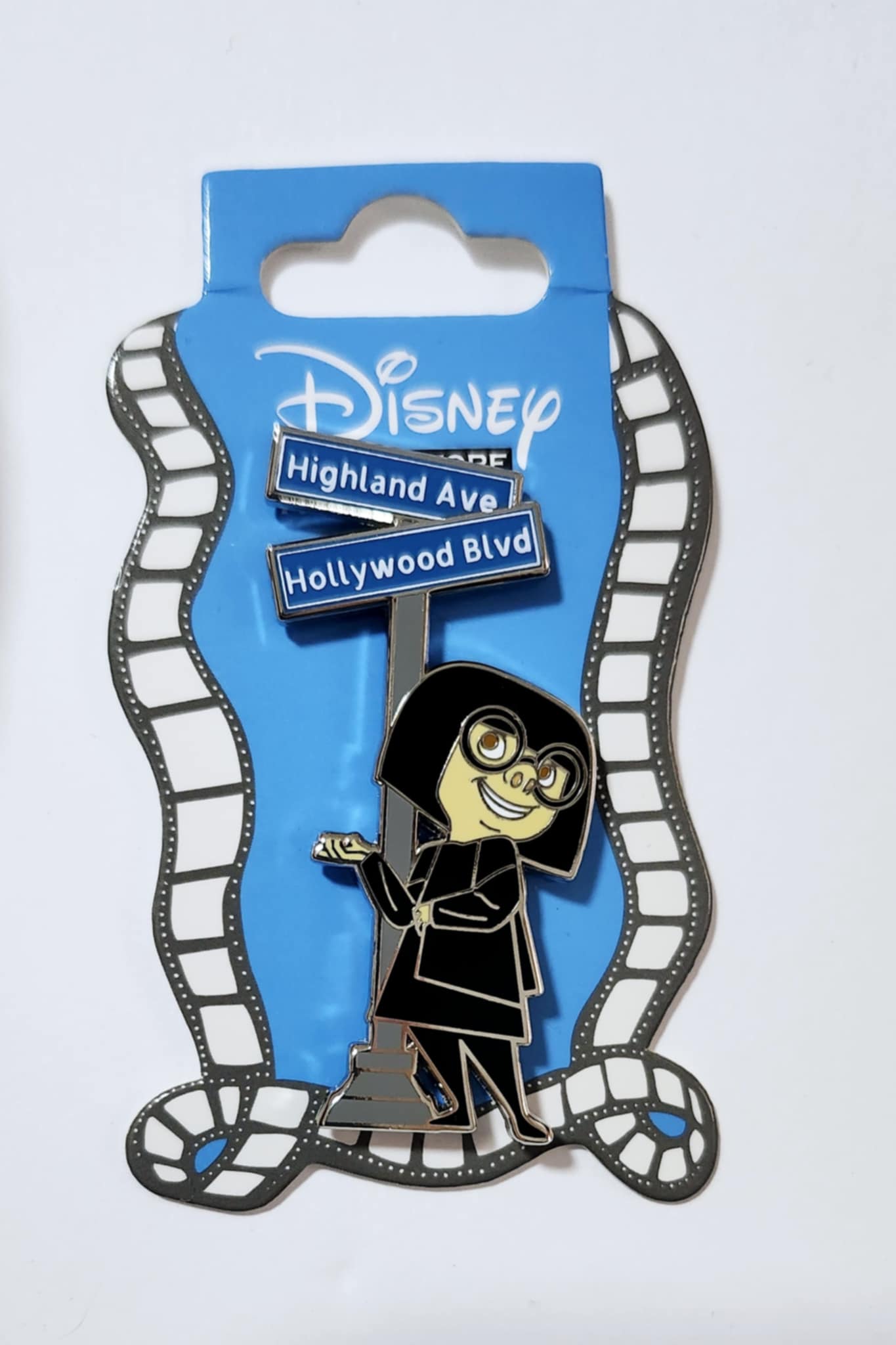 Edna - Disney Studio Store Hollywood