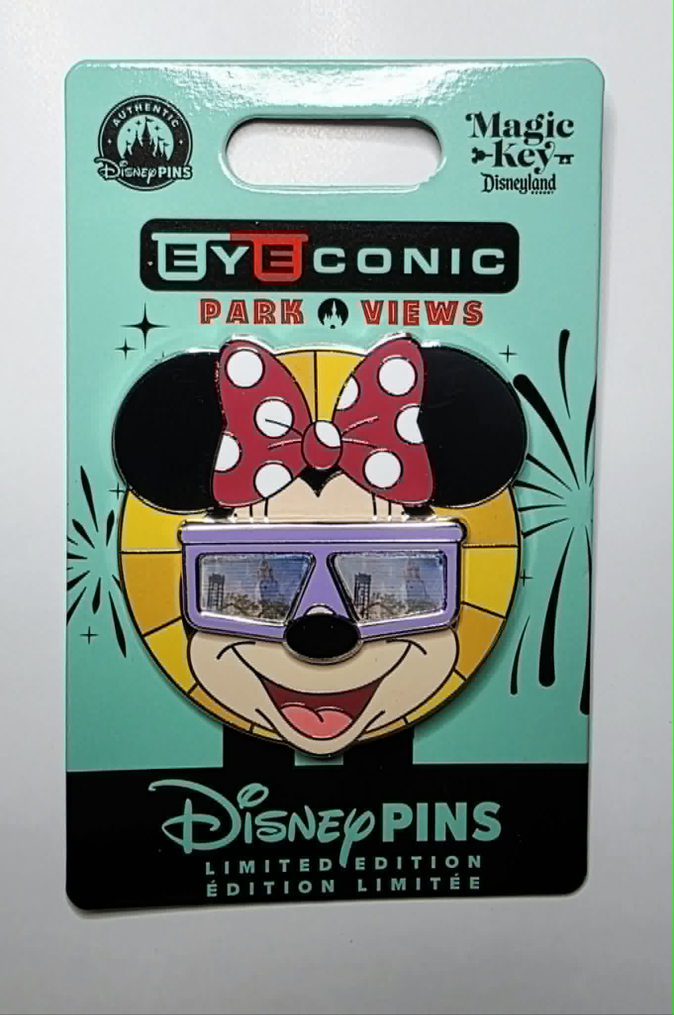 Minnie Mouse - Eyeconic Park Views