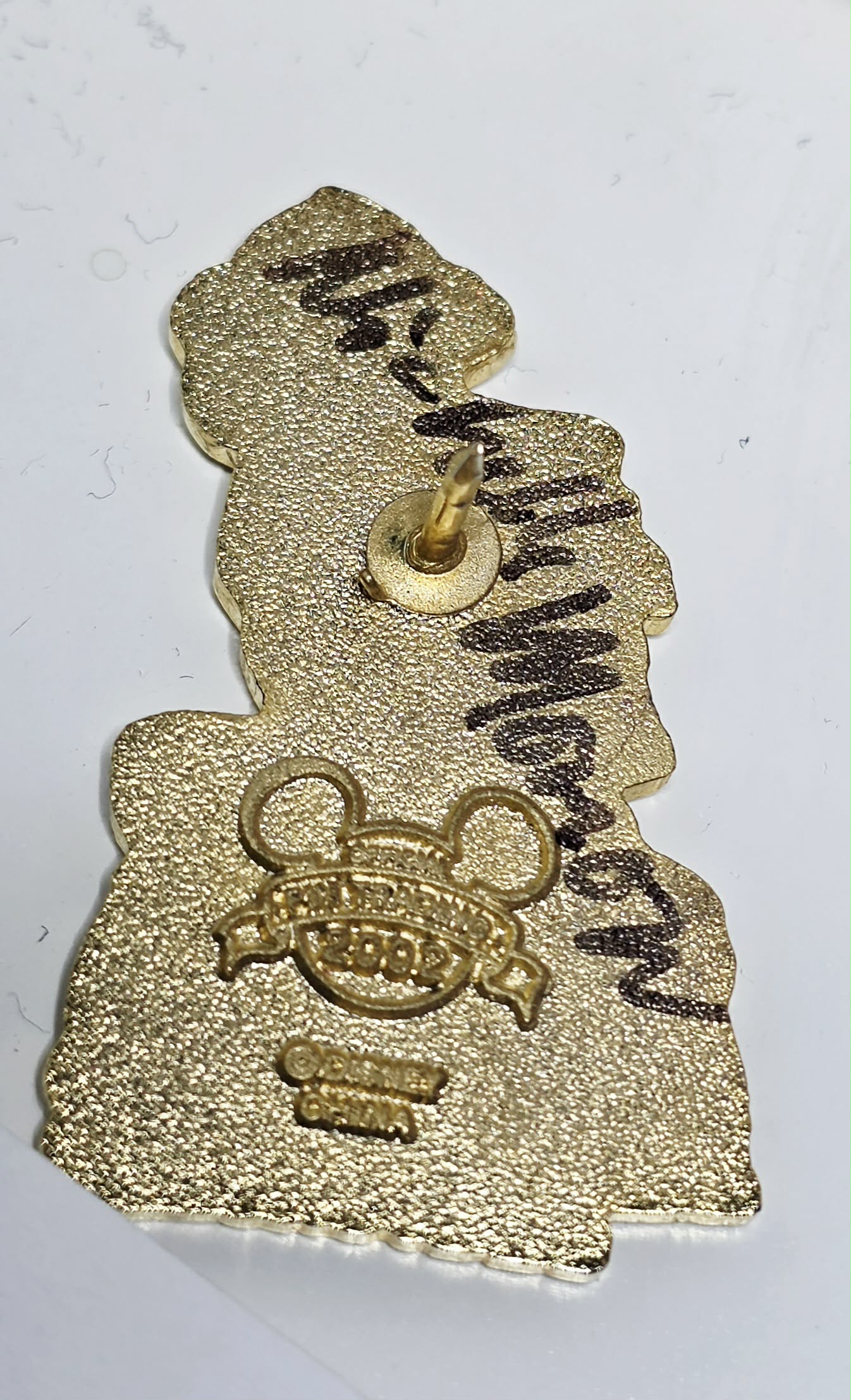 Daisy Duck - Mickey's Pin Adventure pin from the 2002 AK - Signed
