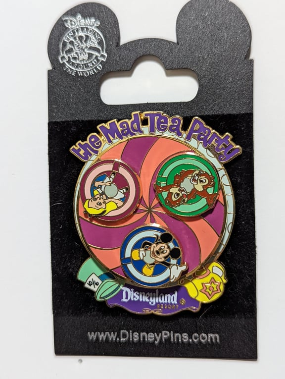 DLR - Mad Tea Party Ride (Spinner/3D) - Alice in Wonderland