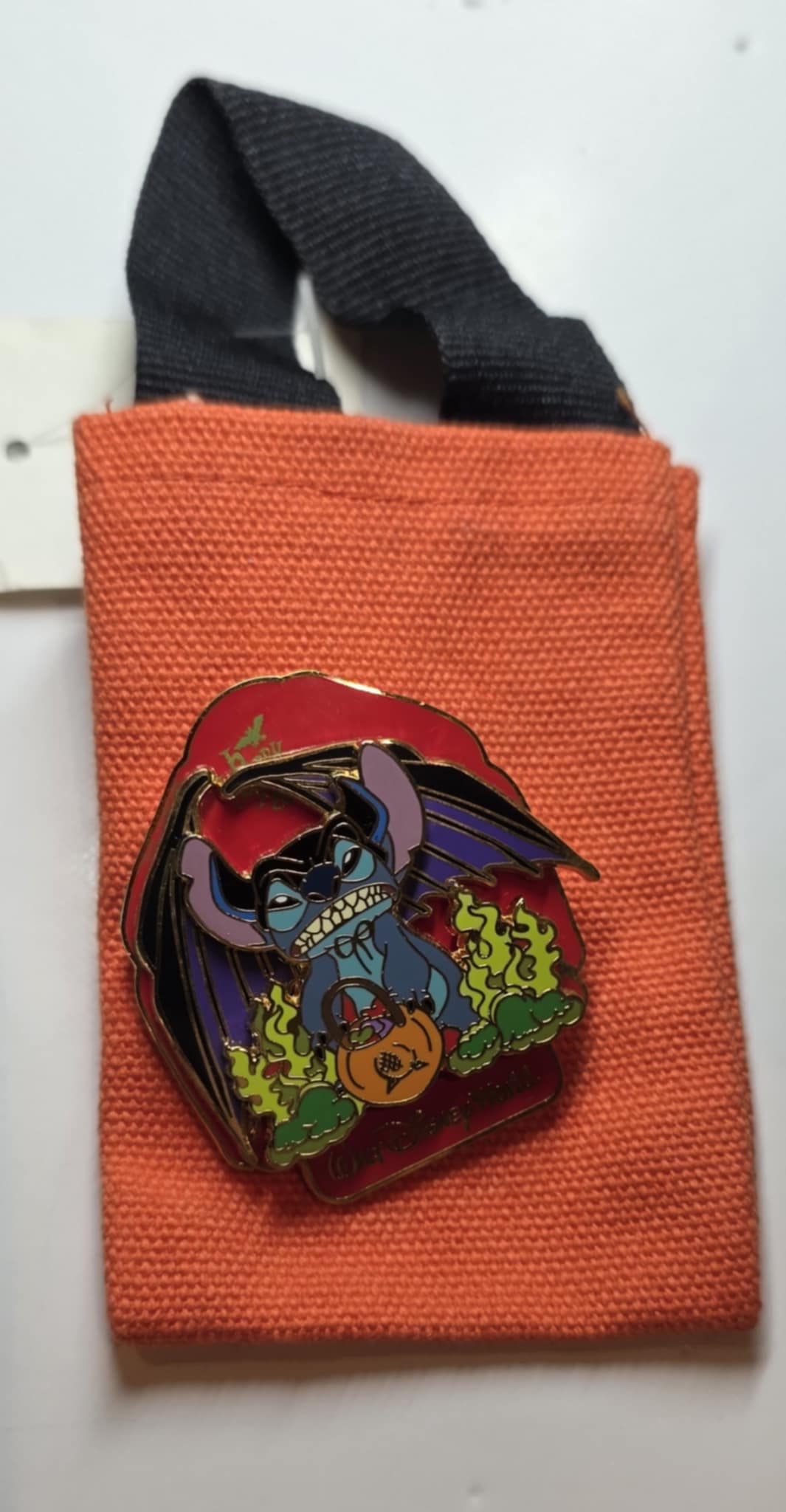 Stitch Chernabog - movable wings