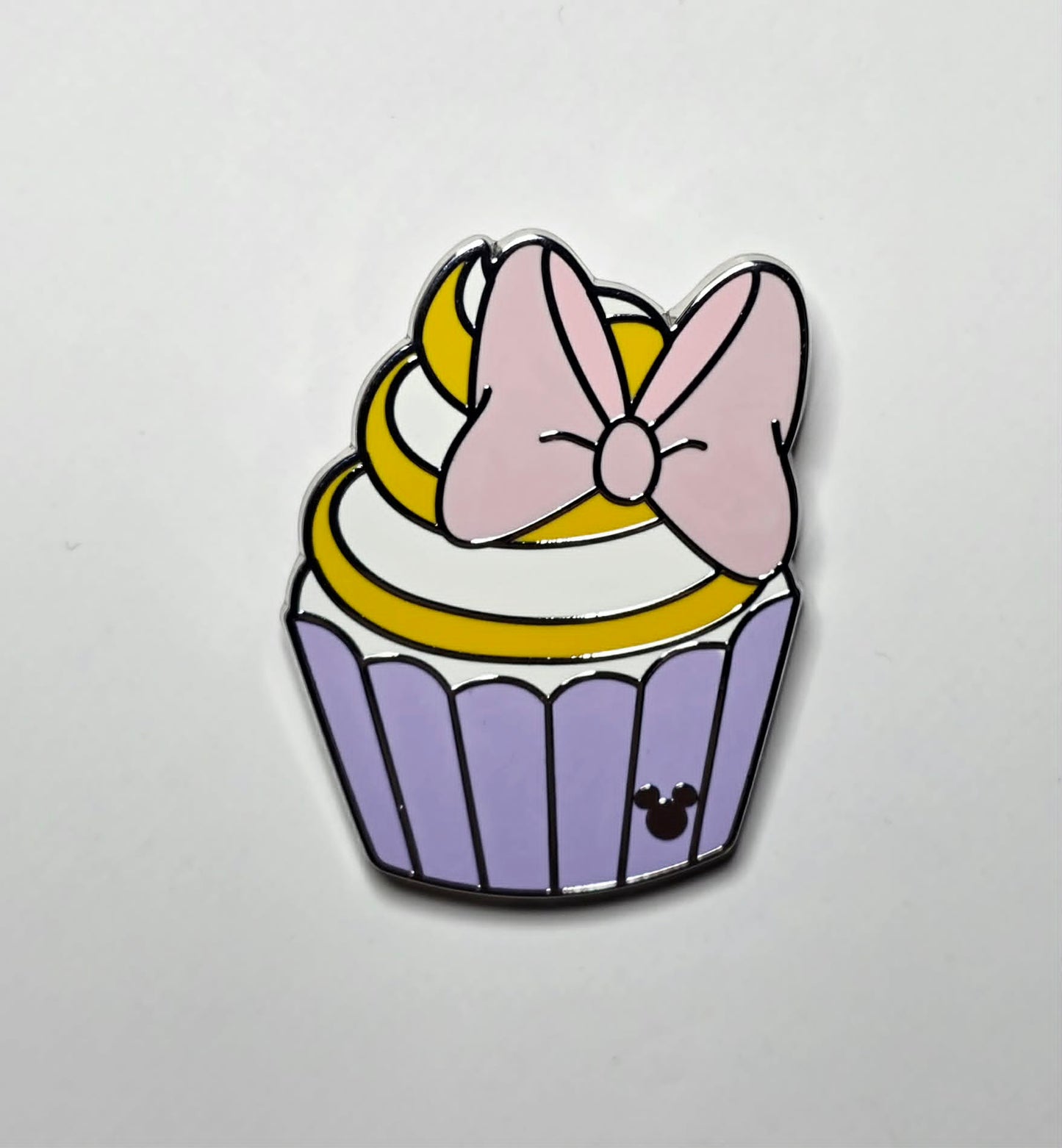 Daisy -  Cupcake-  Hidden Mickey