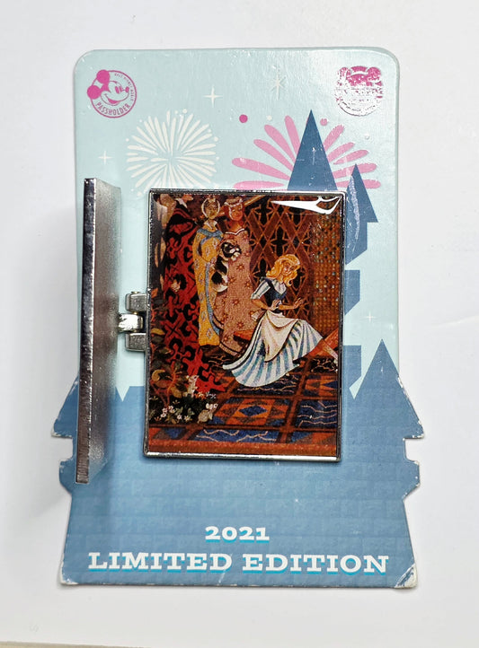 Disney Ariel The Little Mermaid Passholder Quarterly Mosaic LE Hinged Pin from 2021.