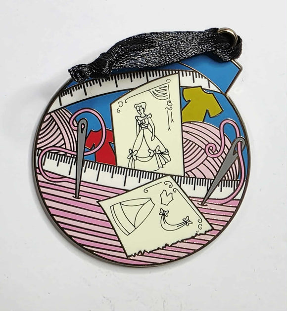 Cinerella - Advent Calendar Ornament