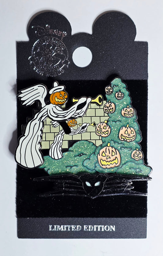 Disney Haunted Mansion Holiday  - Pumpkin Angels in Graveyard