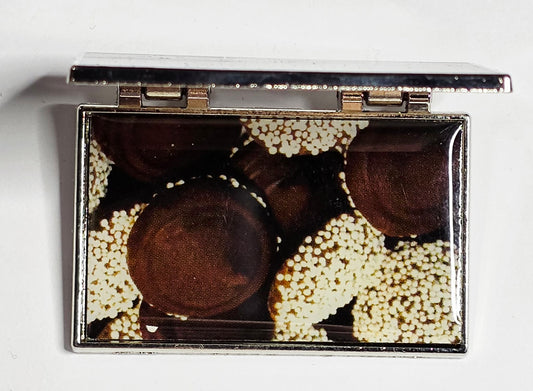 Snow White and the Seven Dwarfs - Evil Queen - Confections Mystery