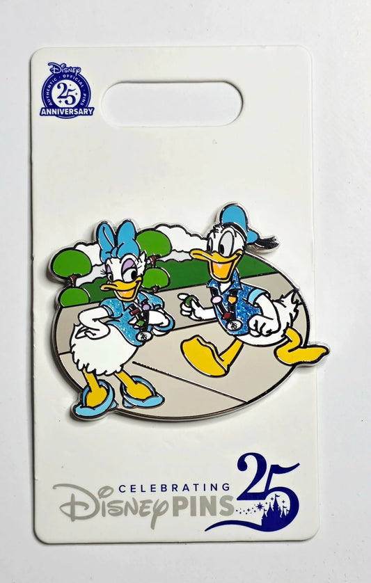 Donald and Daisy Pin Trading