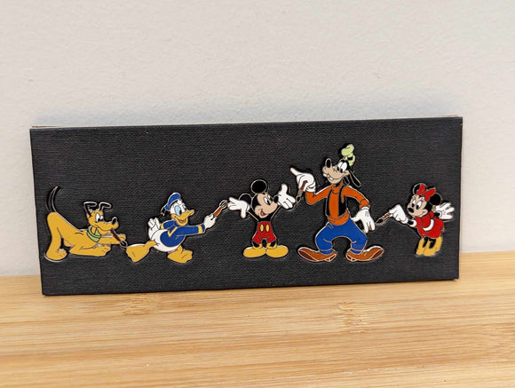 Mickey, Minnie, Goofy, Donald, Pluto Painting - 5 Pin set