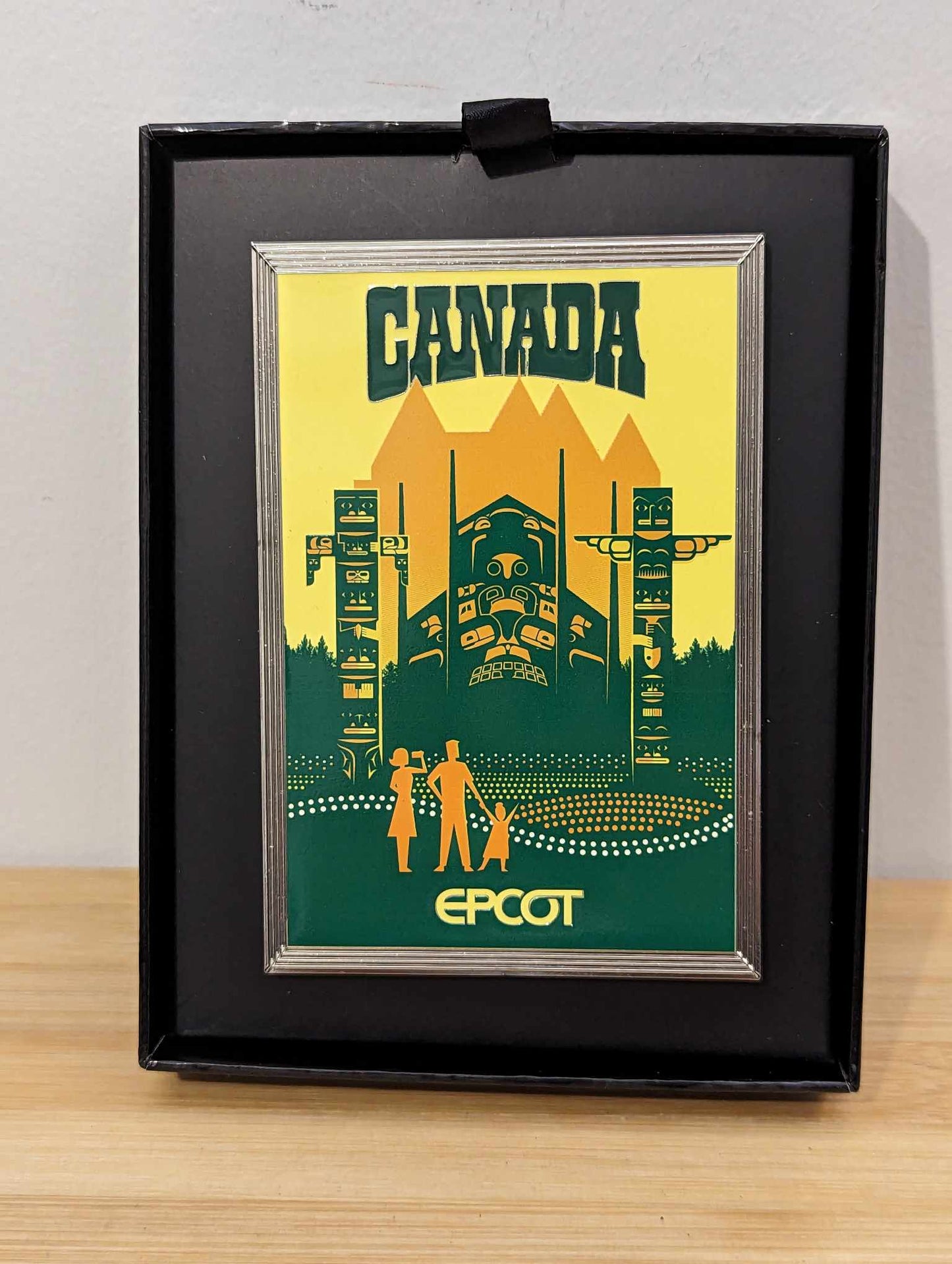 Canada Poster Pin - LE 250 - Jumbo