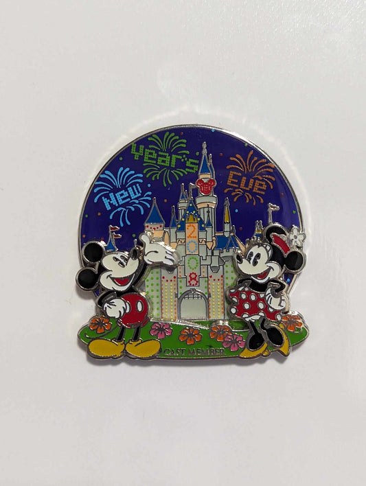 Mickey and Minnie New Years Eve - Cast Member