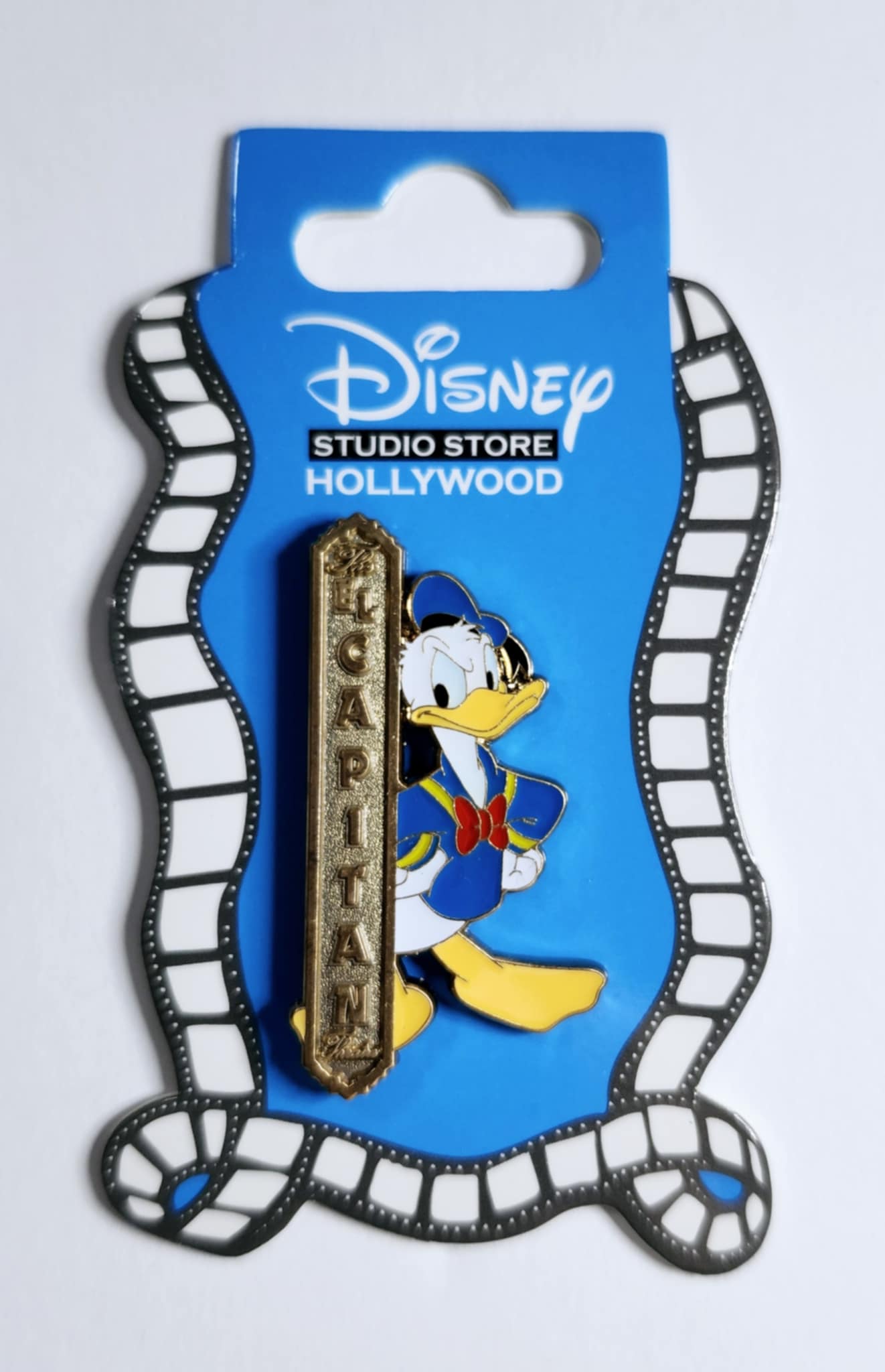 Donald - Disney Studio Store Hollywood - El Capitan Theater