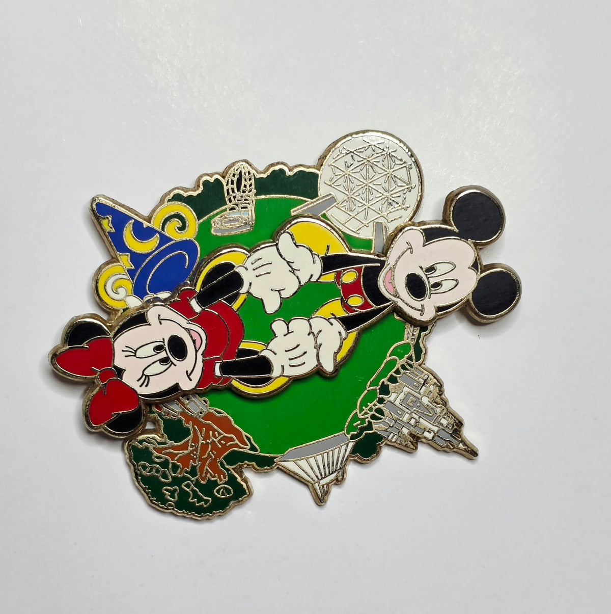 Mickey and Minnie - Four Parks One World