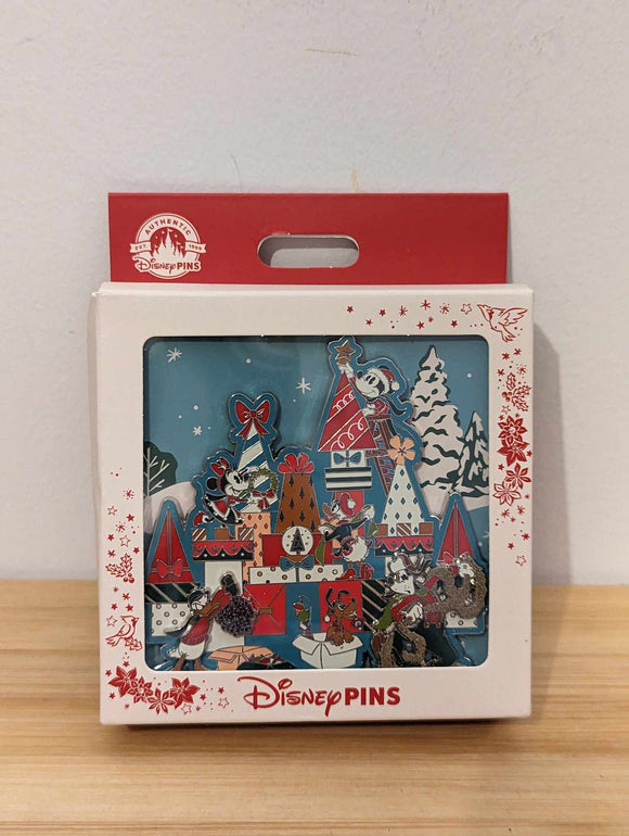 Disney Pin - Christmas Jumbo