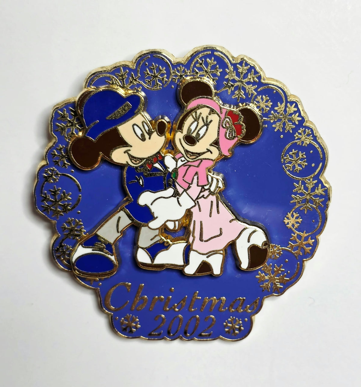 Christmas 2002 Mickey and Minnie Pin