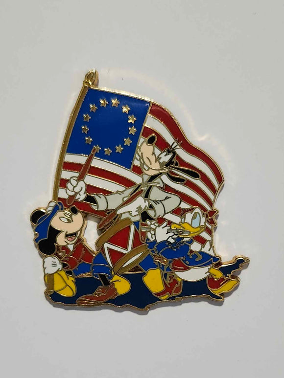 Mickey, Goofy, Donald - USA Flag