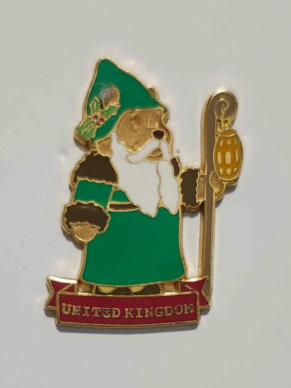 DS - Pooh Santas Around the World - United Kingdom