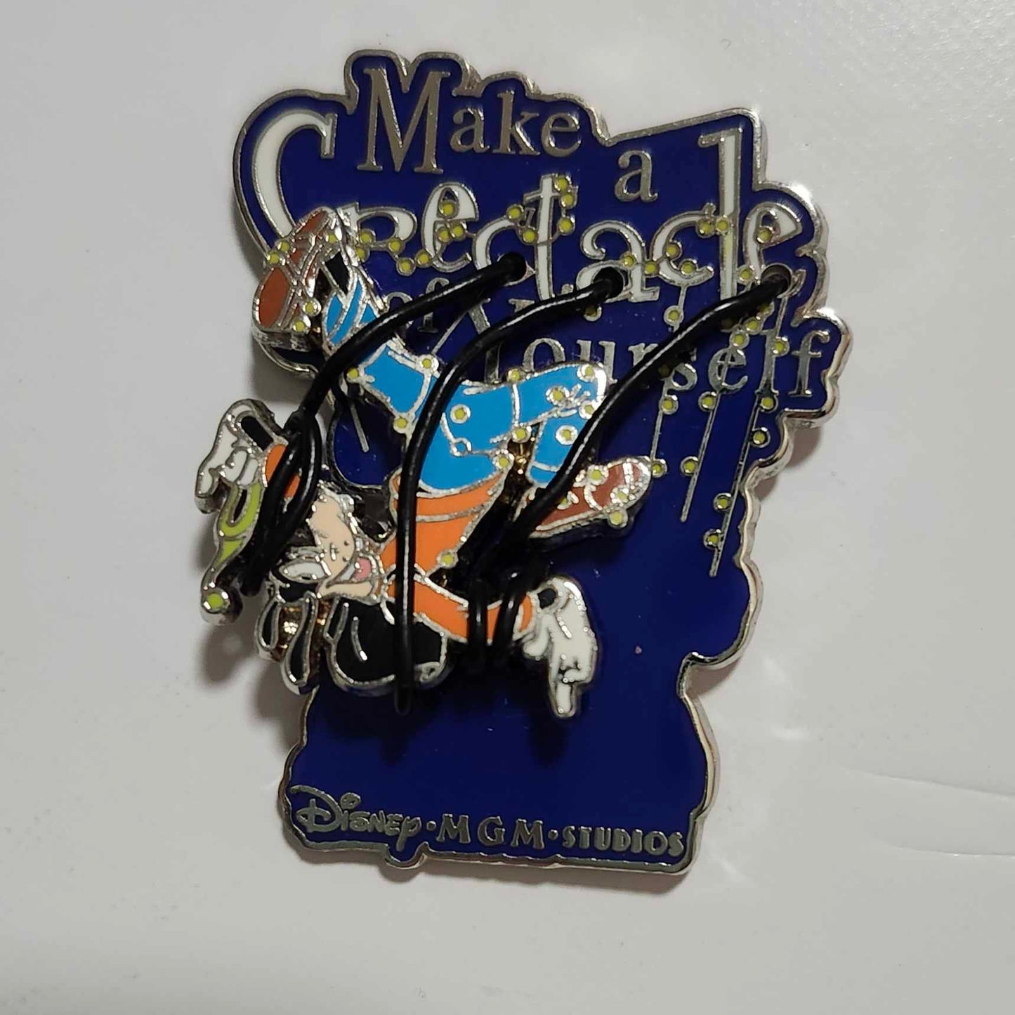 Goofy - Make a Spectacle of Yourself - MGM Osborne Lights