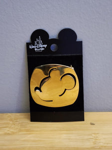 Mickey Straight Back Pin