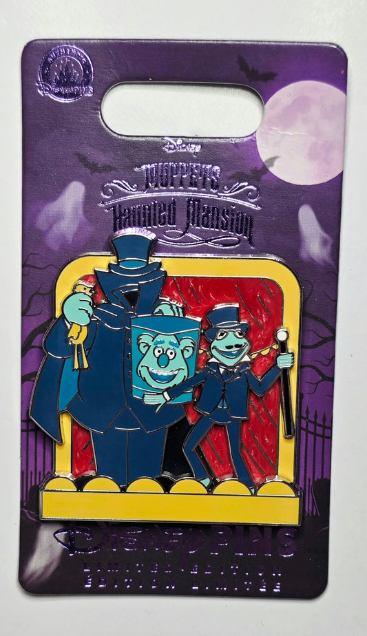Muppets at Haunted Mansion - Kermit and Fozzie Bear