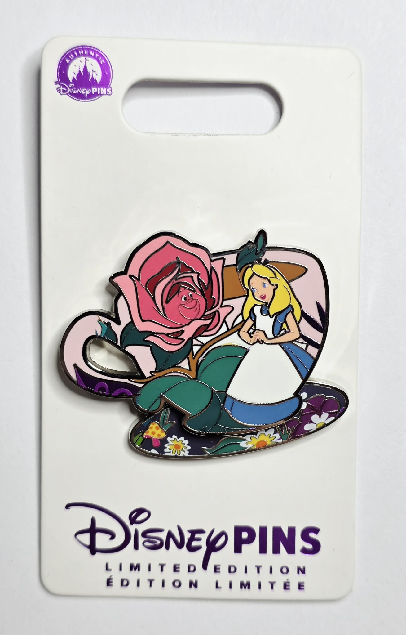 Alice in Wonderland - Alice teacup - Europe Exclusive - LE 500