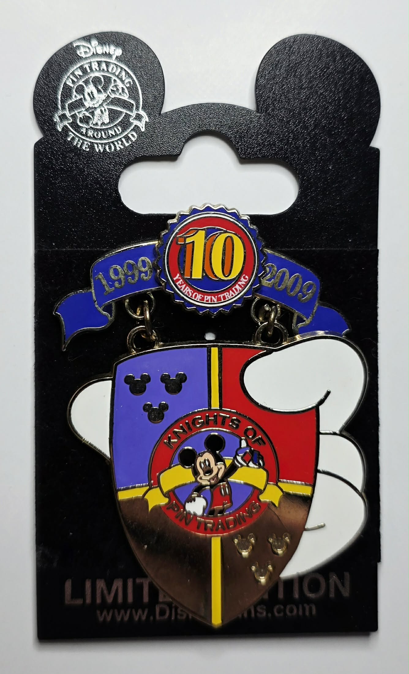 Disney Pin Trading 10th Anniversary - Knights of Pin Trading