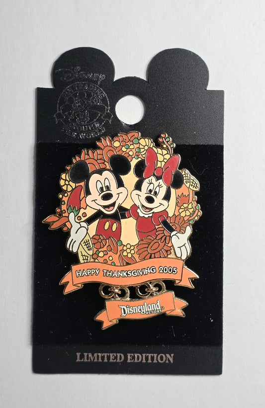 Mickey and Minnie Mouse - Disneyland Resort 2005 Thanksgiving