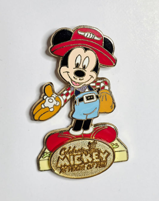 Mickey's 75th Pin Quest - "El Mickey"