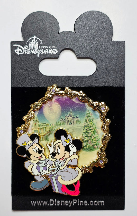 Mickey and Minnie Mouse - Hong Kong Disneyland Christmas