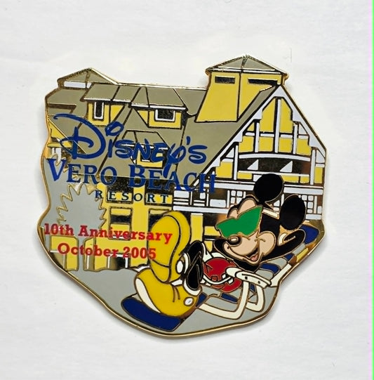 Mickey - Disney Vero Beach Resort 10th Anniversary pin from October 2005