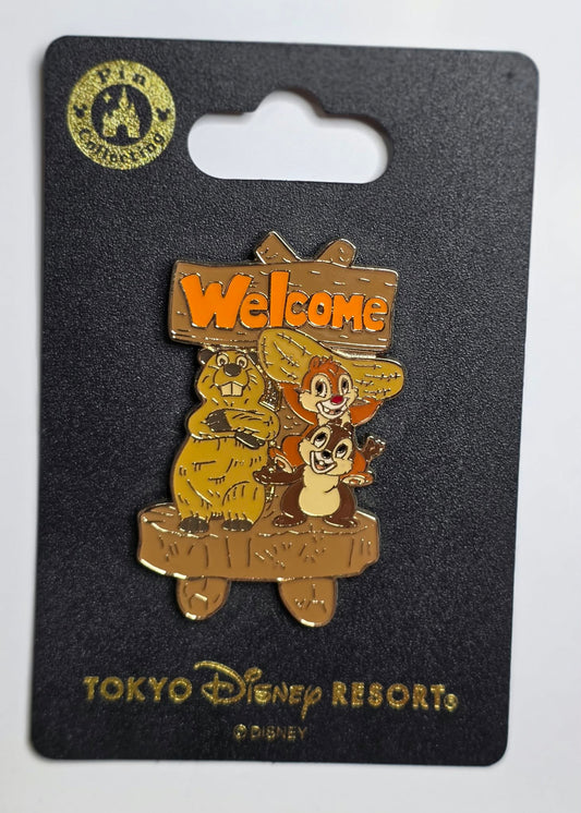 Tokyo Disney Resort Attractions - Chip and Dale Critter Country Wooden Welcome Sign