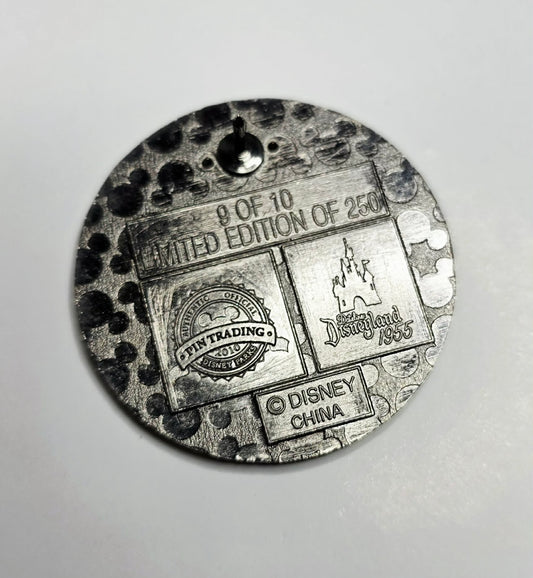 Minnie Mouse - replica of a press pass Disneyland