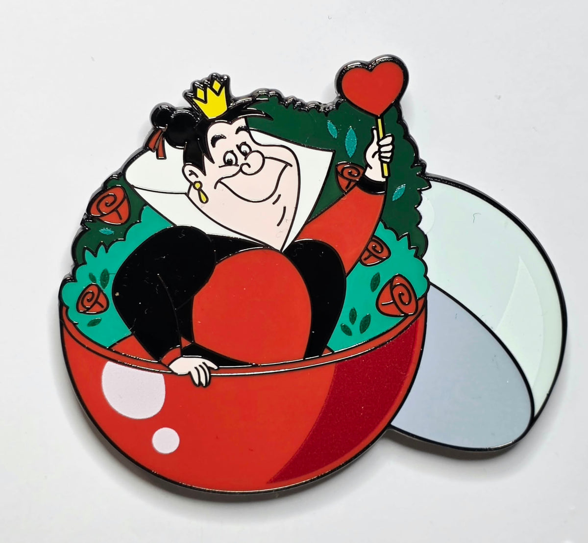 Alice in Wonderland - Queen of Hearts Gachapon Vending Machine