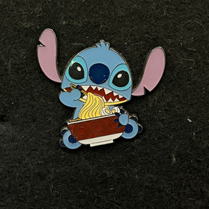 Loungefly - Lilo & Stitch - Stitch eating noodles