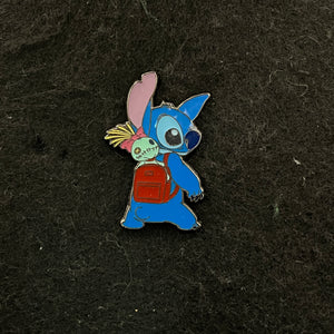 Loungefly - Lilo & Stitch - Stitch and Scrump in backpack