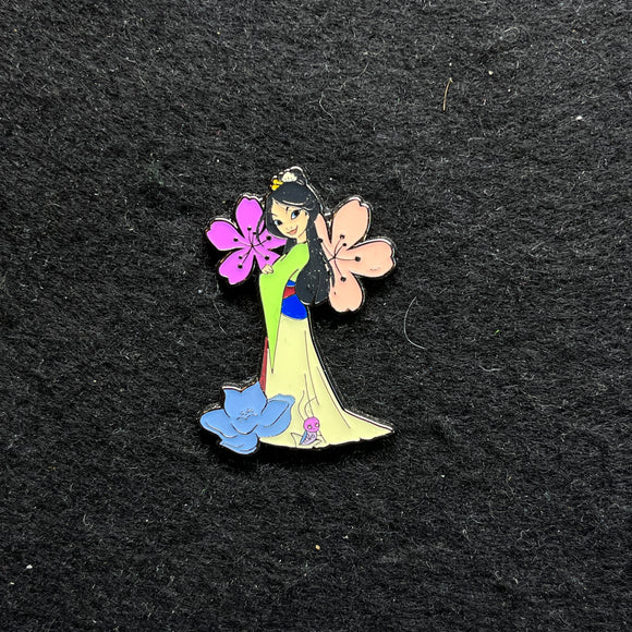 Loungefly - Mulan with Flowers and Cri-Kee