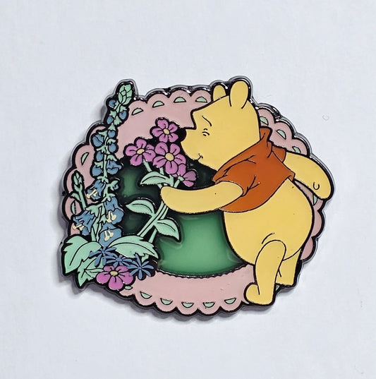 Winnie The Pooh Cameo "Pooh Smelling Flowers"