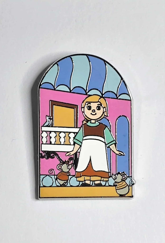 Cinderella in her rags, accompanied by the mice Jaq and Gus - Small World