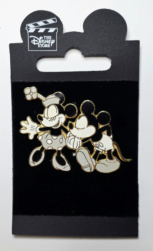 Disney Store 2001 Mickey Kissing Minnie's Hand