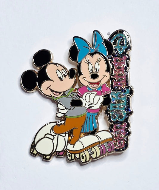 Mickey and Minnie Mouse skating - Disney "GenEARation D" 1980s